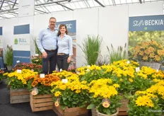 Hartwig en Ulrike van Bull Plant Genetics presenteren Suncatcher, SunMagic and SunBeckia. Dit Duitse bedrijf veredelt deze soorten en ziet de vraag wereldwijd sterk stijgen.